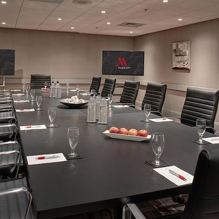 Marriott East Lansing At University Place Eksteriør billede