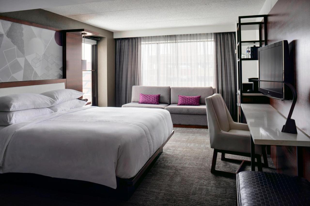 Marriott East Lansing At University Place Eksteriør billede