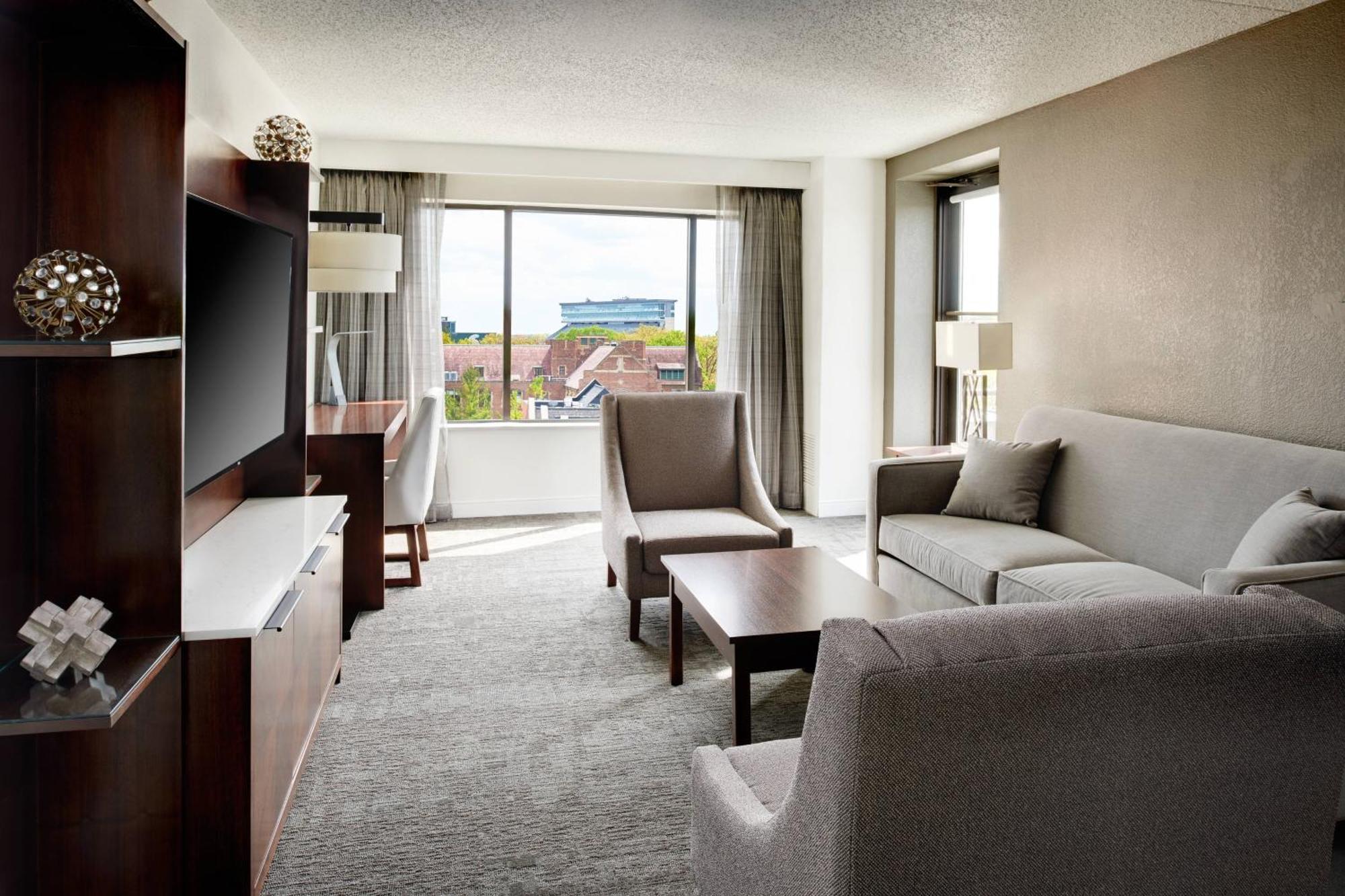 Marriott East Lansing At University Place Eksteriør billede