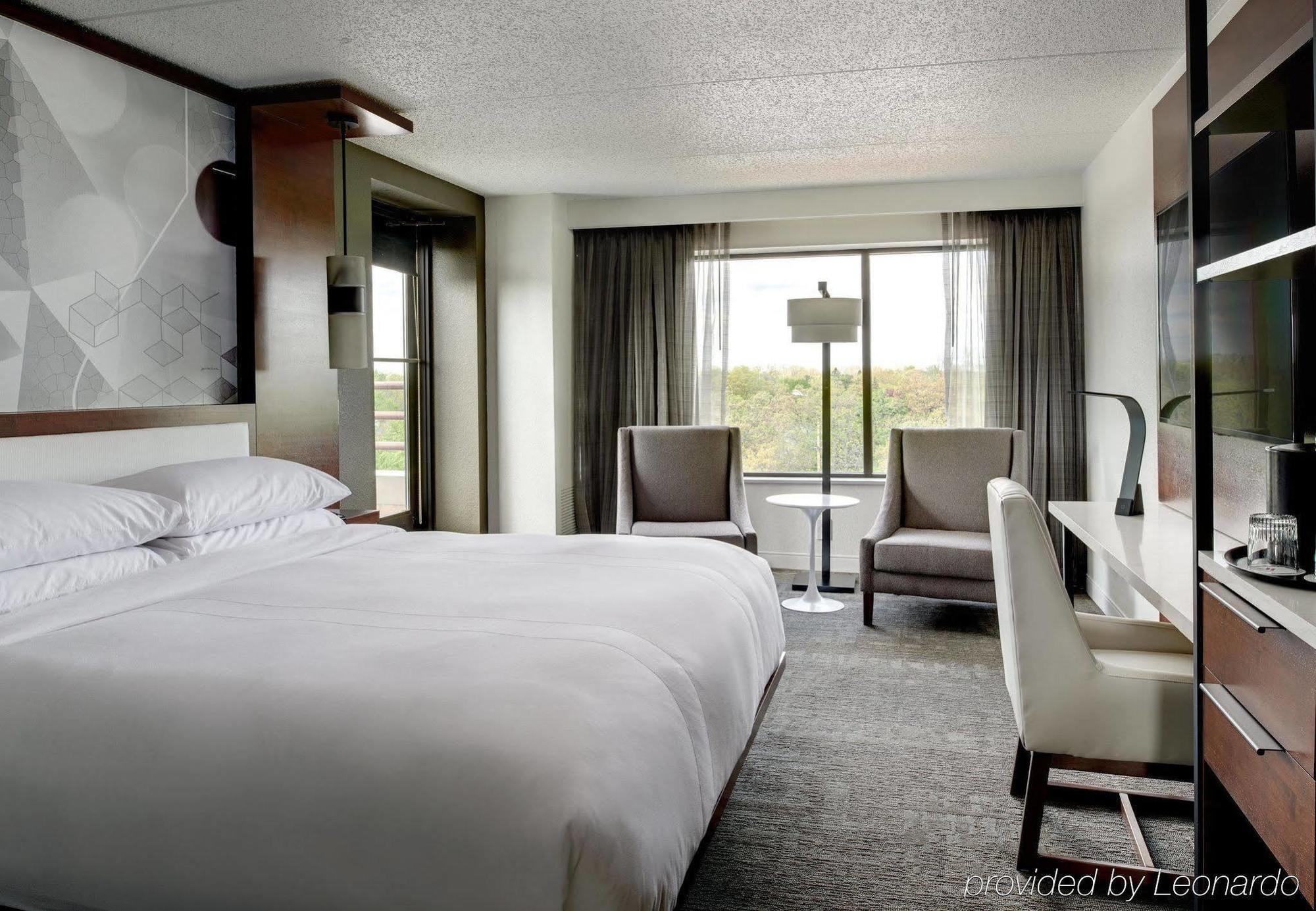 Marriott East Lansing At University Place Eksteriør billede
